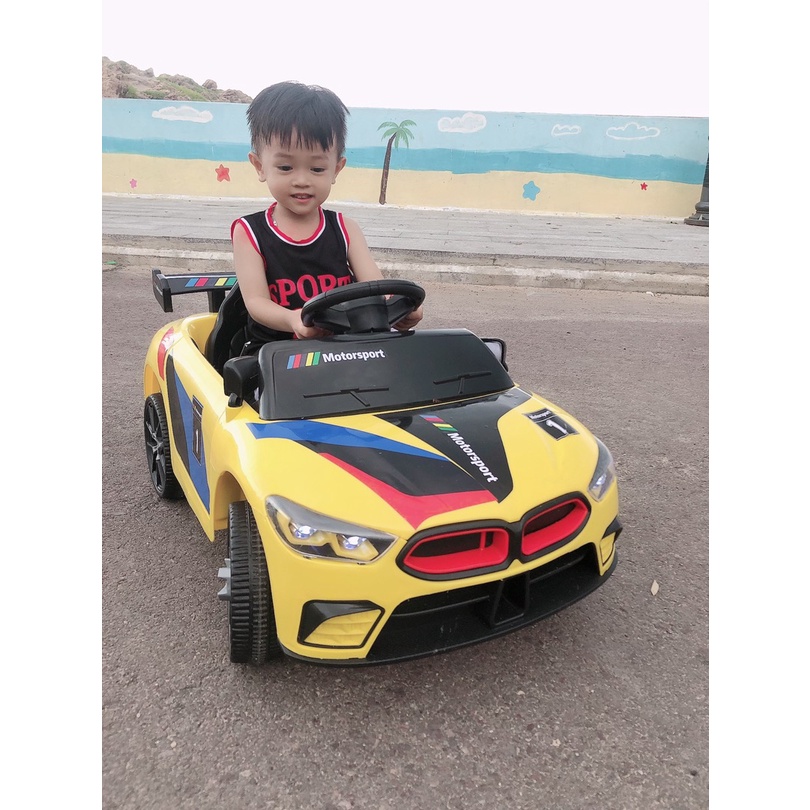 Ô tô điện đồ chơi trẻ em BMW cho bé tự lái và điều khiển từ xa - Bảo hành 6 tháng