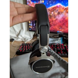 Tai nghe Beyerdynamic aventho wireless