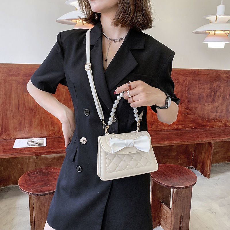 Túi Xách Đeo Vai Đính Ngọc Trai Thời Trang Cao Cấp Phong Cách Hàn Quốc Mới Dành Cho Bạn Nữ