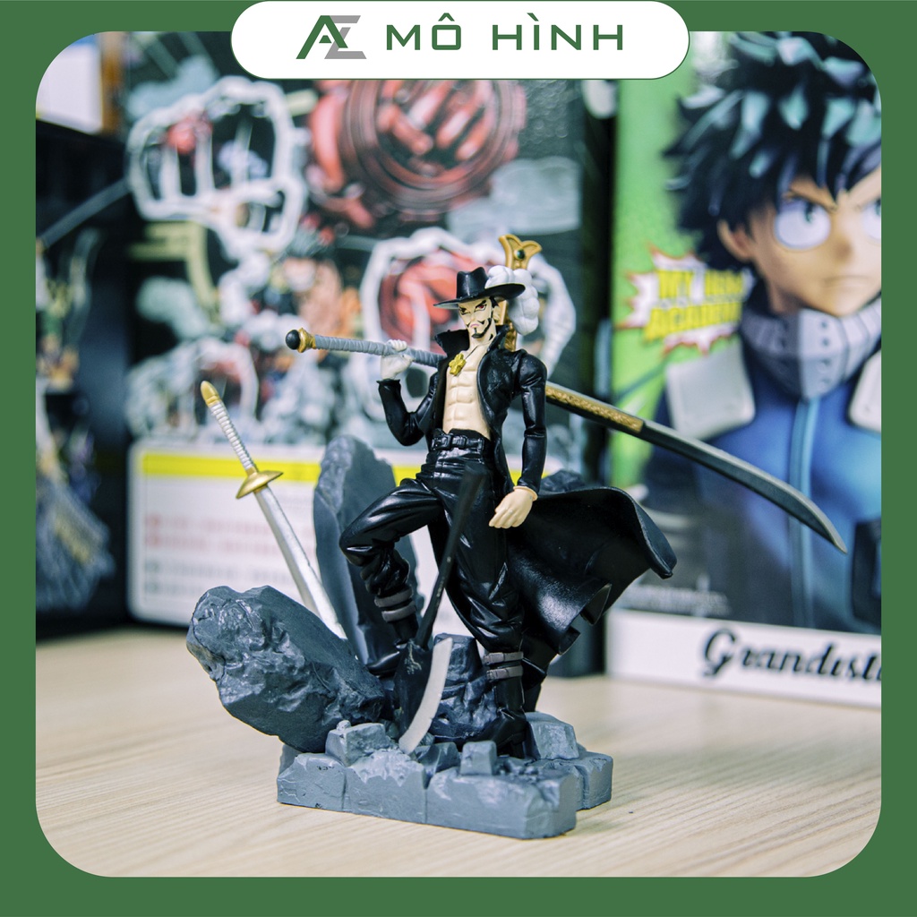 Mô hình One Piece, Mắt Diều Hâu kiếm sĩ cao 15cm, mô hình Mihawk cực ngầu, figure mô hình anime decor trang trí siêu đẹp