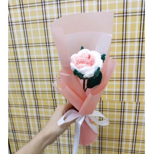 1 Bông hông len handmade màu omber  xinh xắn làm quà tặng 20/10, 20/11, valentime, ngày nhà giáo, decor trang trí phòng