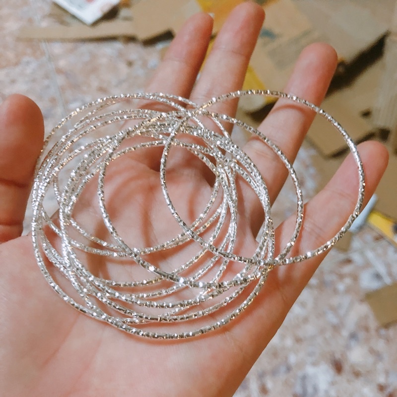 Bộ 10 chiếc vòng kim loại Anandi cho bé