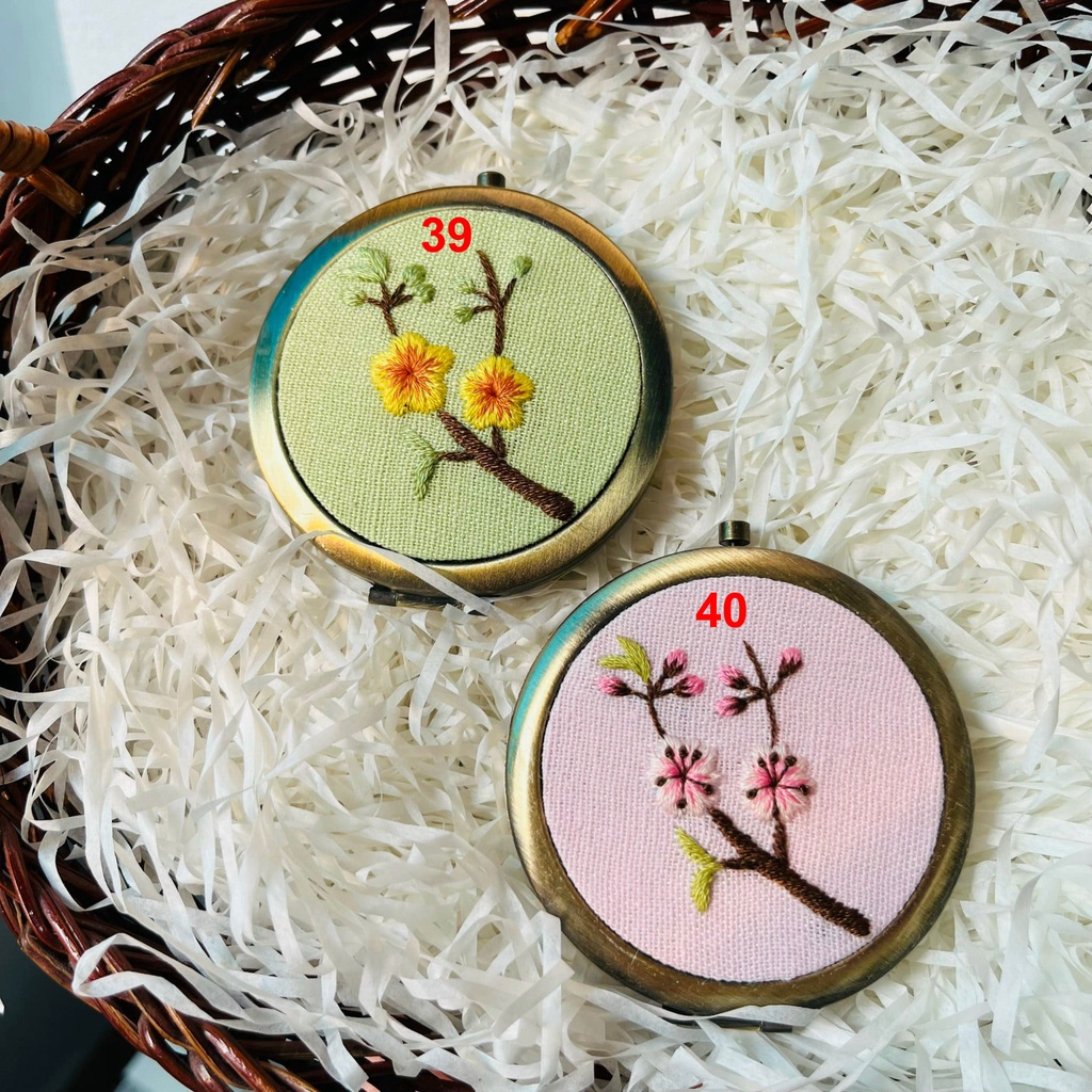 Gương trang điểm thêu tay cao cấp
