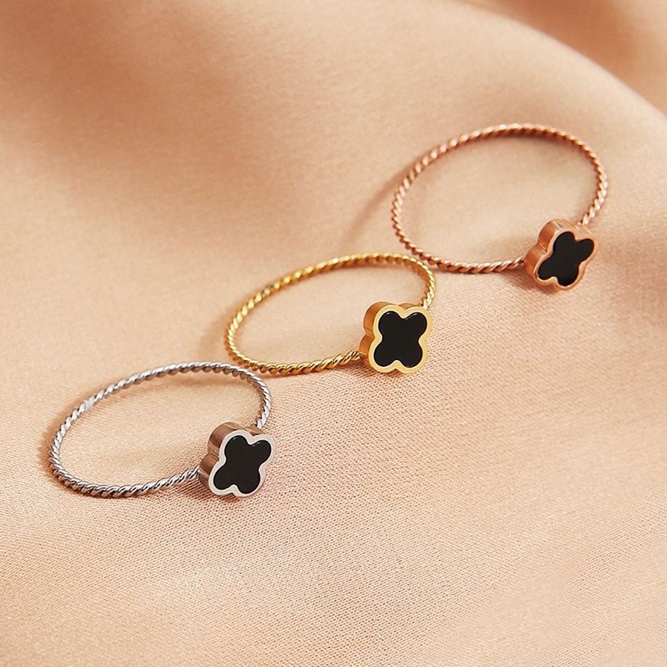 Nhẫn Hình Cỏ Bốn Lá Thời Trang Dành Cho Nữ | Nhẫn Thép Titan Đen Đính Đá Mã Não Thời Trang | Nhẫn Inox Thời Trang Xinh Xắn Dành Cho Nữ