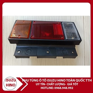 Cụm đèn hậu isuzu QKR