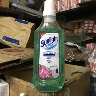 Nước Lau Sàn Sunlight Hương Hoa Diên Vỹ (1kg)