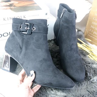 Boot xuất dư Tamaris