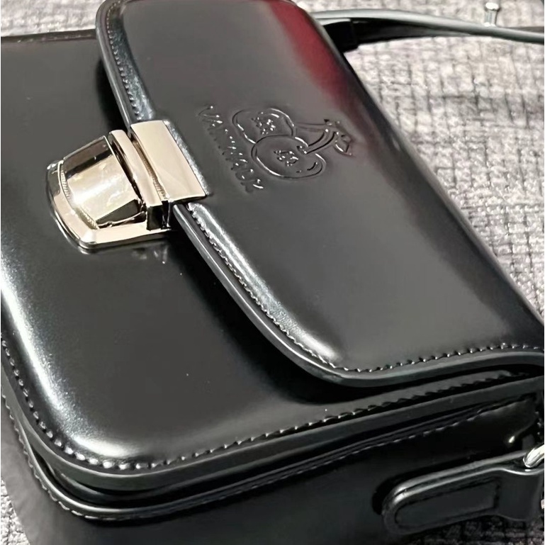 Túi Xách Đeo Vai Thiết Kế Đơn Giản Dễ Phối Đồ Thời Trang Cao Cấp Cho Nữ