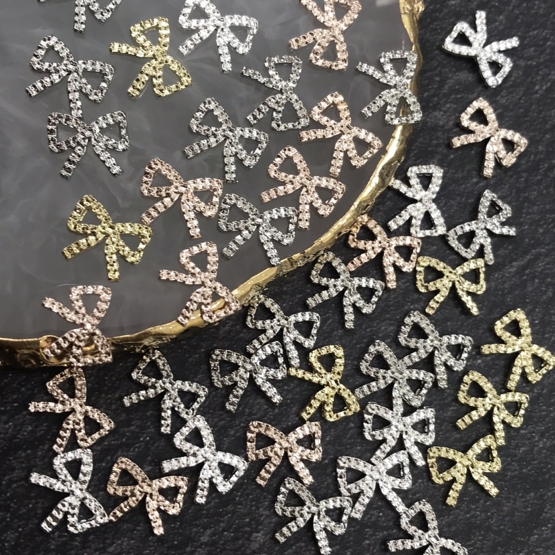 Túi charm kim loại