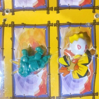vỉ 36 con pokemon các cỡ siêu đẹp