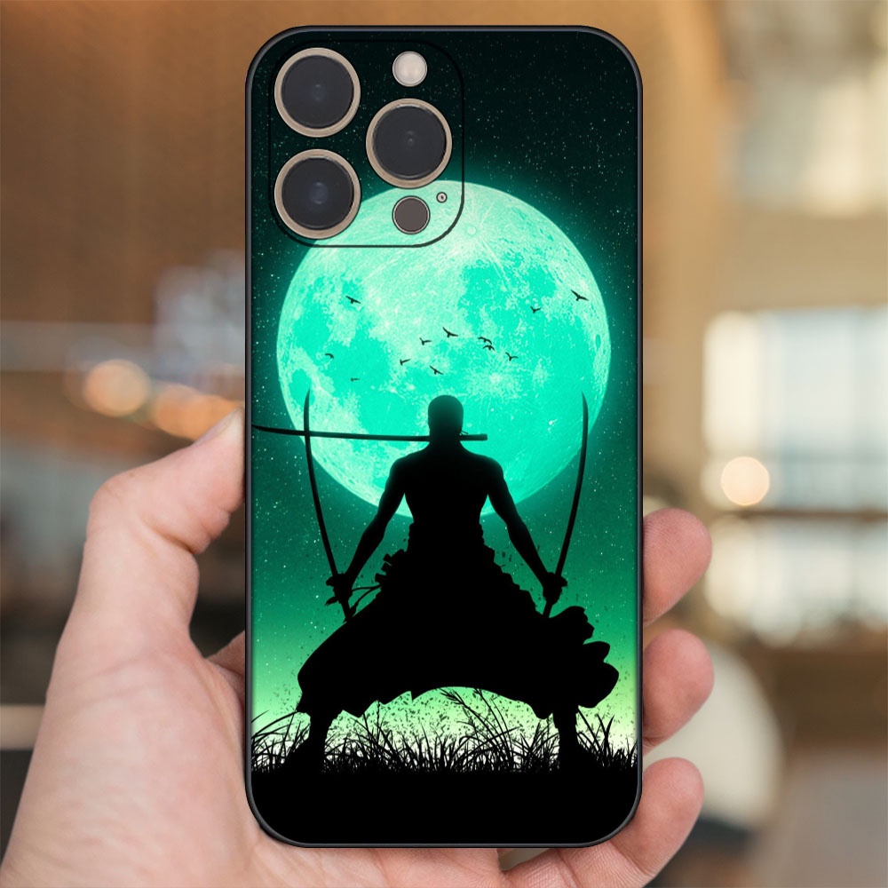 Ốp lưng iPhone 14 Pro dẻo đen cạnh vuông in hình Zoro One Piece
