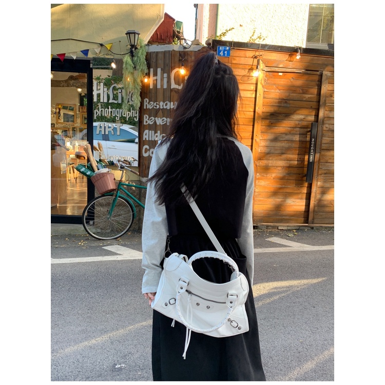 Áo Thun Nữ Dài Tay In Chữ Tương Phản Phong Cách Vintage Mới