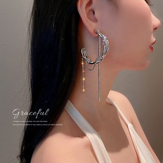 Khuyên vòng bạc kèm xích đính đá nổi bật thời trang