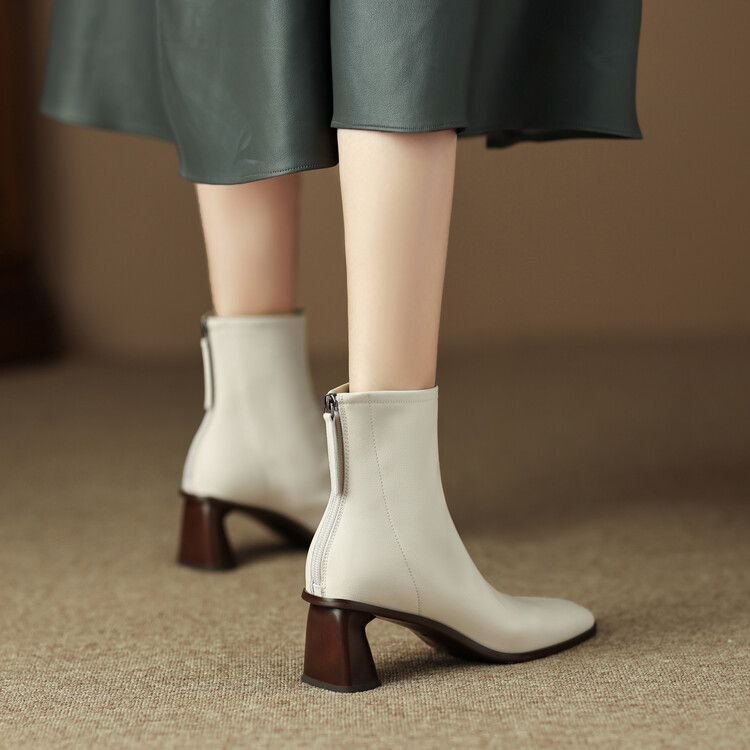 Giày Boot Cao Gót Mũi Vuông Thời Trang Sành Điệu