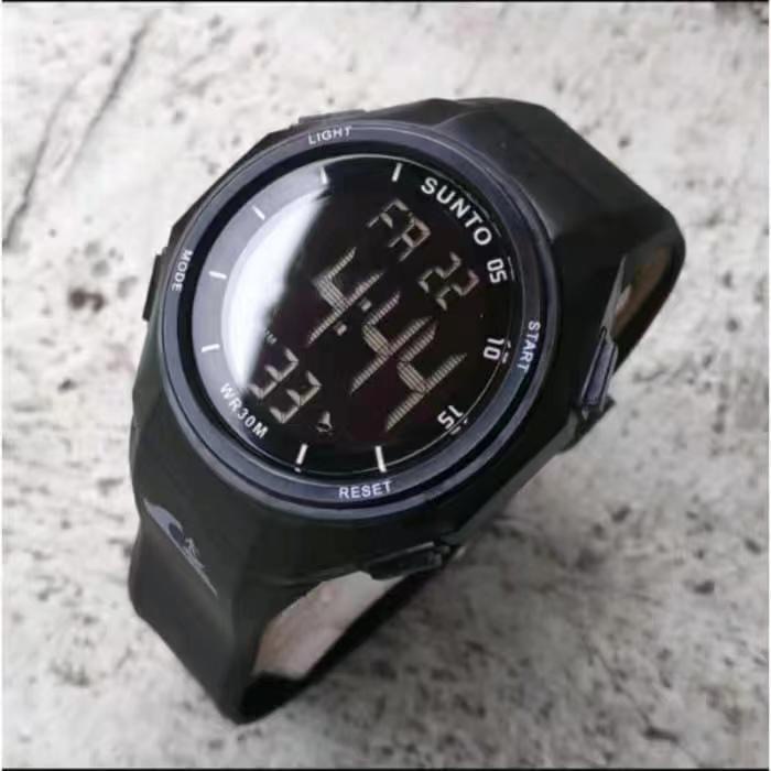 Đồng Hồ Điện Tử QuikSilver Chống Thấm Nước 777