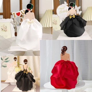 Que cắm cô gái váy vải lụa trang trí bánh kem sinh nhật