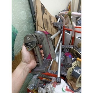 máy hút bụi dyson