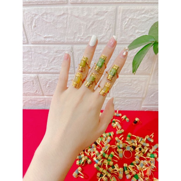 Nhẫn ngọc thạch vàng 6k