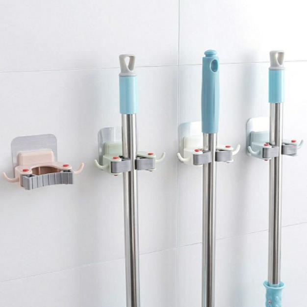 Móc treo chổi lau nhà đa năng tiện dụng