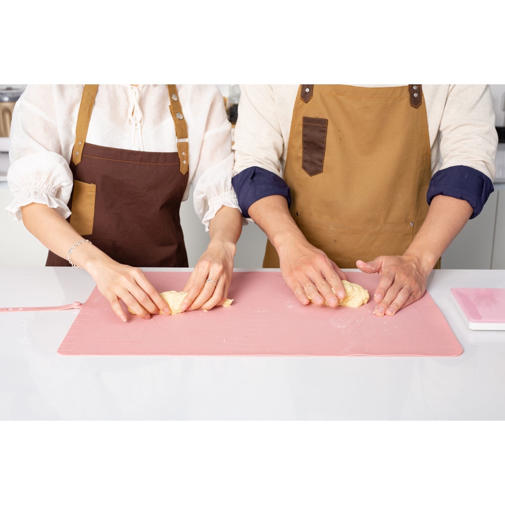 Tấm Silicon Nhào Bột Có Đai UNIBAKER 40x60cm