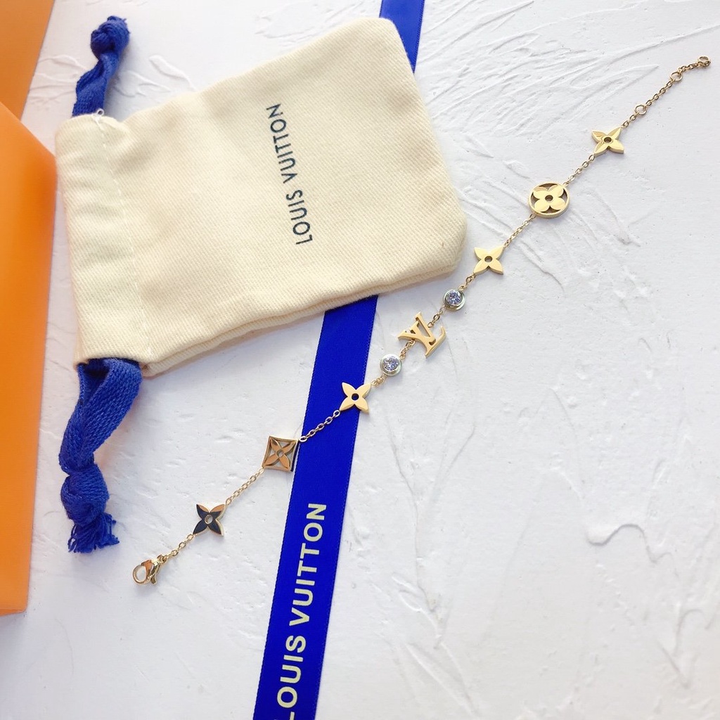 Vòng Tay Louis Vuitton Bằng Thép Titan Họa Tiết LV Monogram