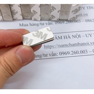 Nam châm cài áo 2 nút ngắn