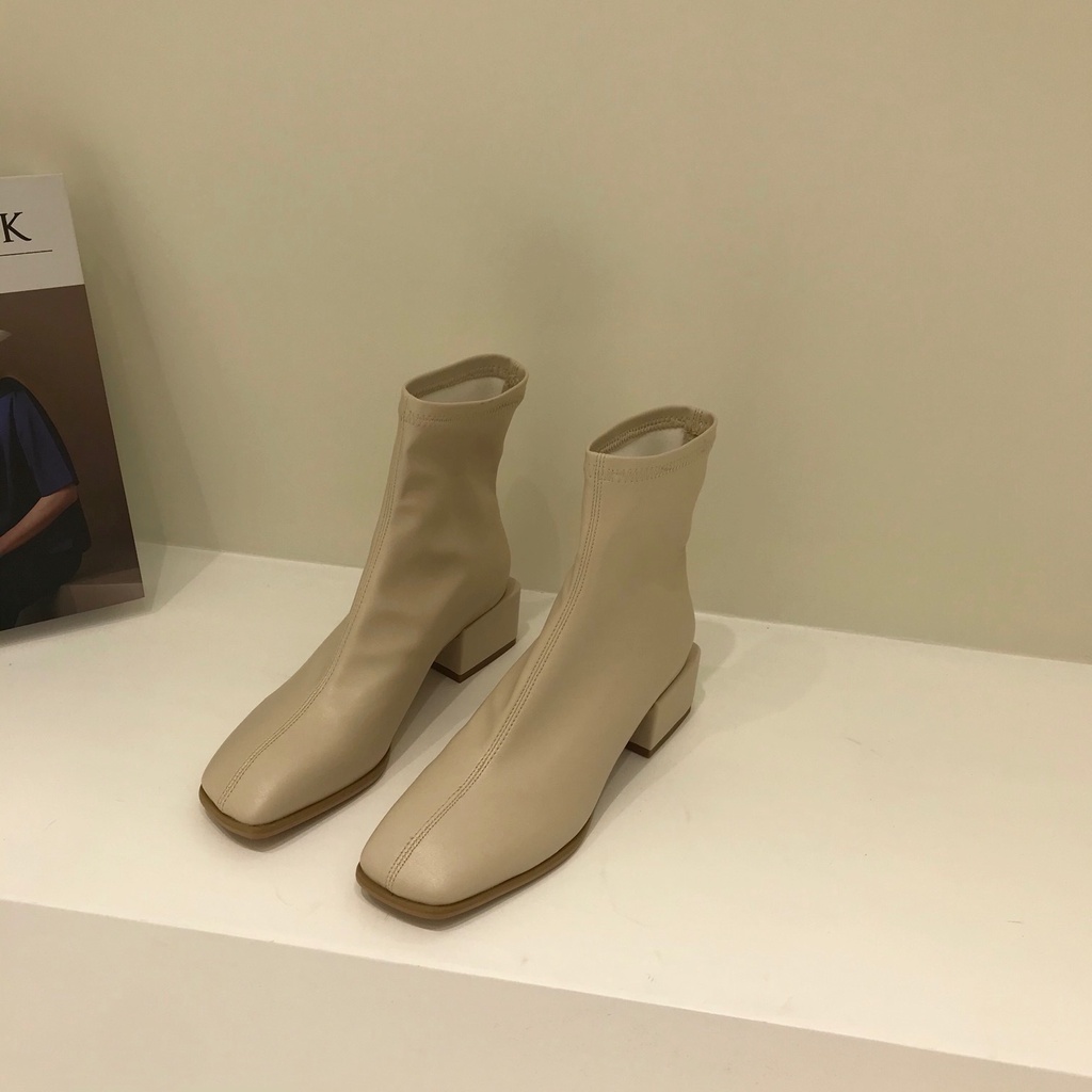 Giày Bốt Cao Gót Mũi Vuông Phong Cách Anh Quốc Thời Trang Xuân Thu Mới Cho Nữ