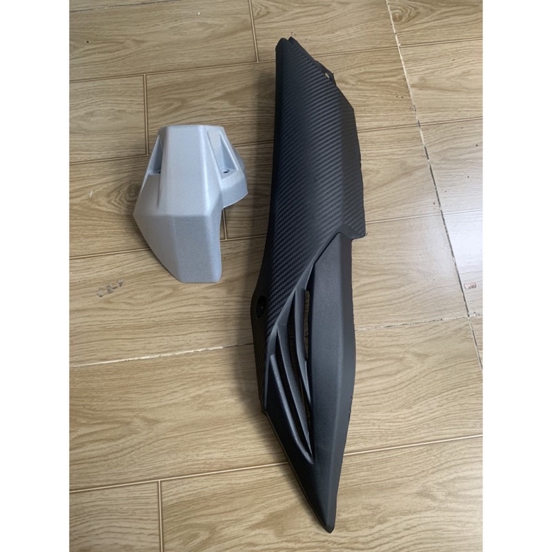 Combo Ốp Che Pô Và Chụp Đít Pô Xe Exciter 150 / Ex 150 gắn như zin Full đen, Đen bạc