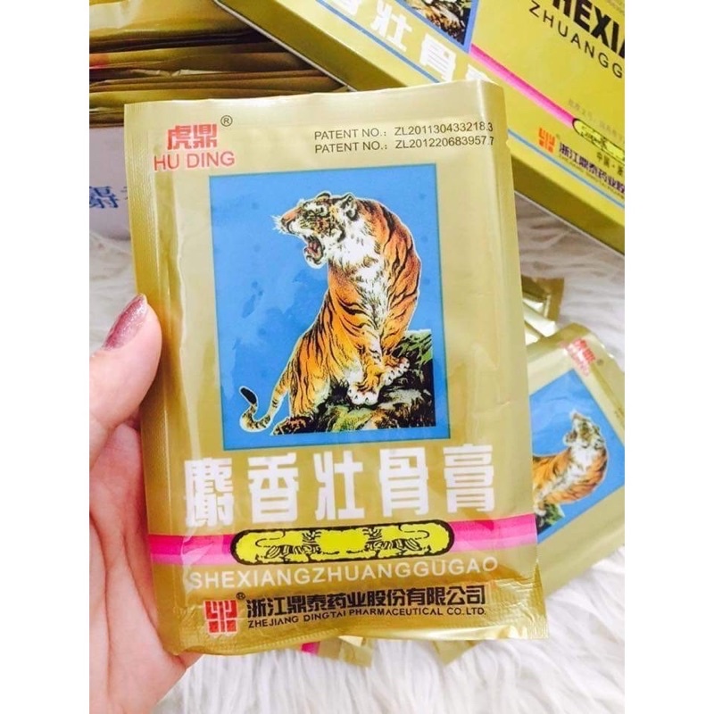 CHÍNH HÃNG - Cao dán con cọp bao nóng