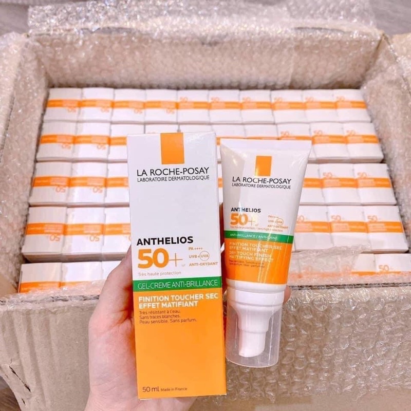 Kem Chống Nắng la roche posay SPF 50 + 50ml Kiểm Soát Dầu Không Mùi