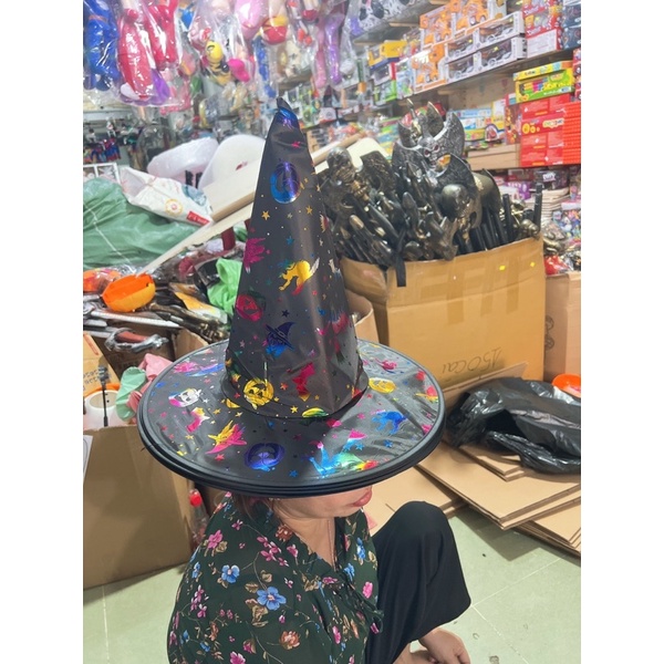 Nón  phù in nhũ Halloween dành để hoá trang lễ hội