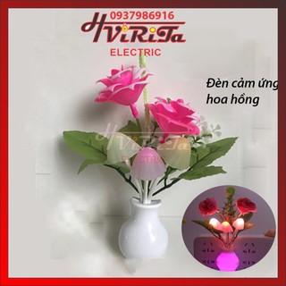 Đèn ngủ cảm ứng tự động sáng và đổi màu hoa hồng