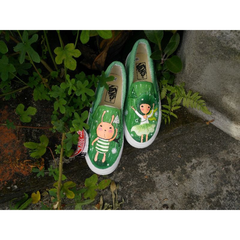 Giày vẽ tay xanh lá