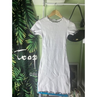 Váy Zara trắng auth new full tag size S