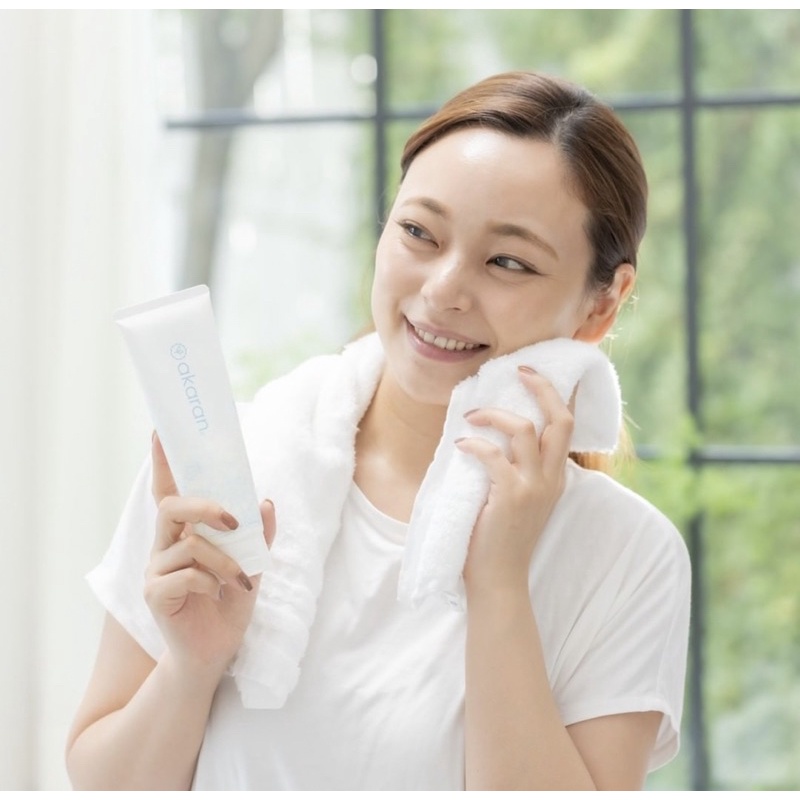 Gel tẩy trang da nhạy cảm/ mụn Akaran