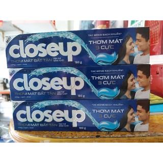 Kem đánh răng Closeup 180g LỬA + BĂNG bạc hà tinh thể băng tuyết
