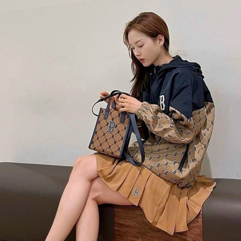 Túi MLB quai xách kèm dây dài đeo chéo chất vải dày dặn đứng form