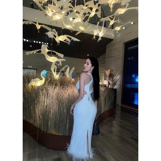 ( hết hàng ) Đầm body đan dây lưng phối lông vũ 🖤