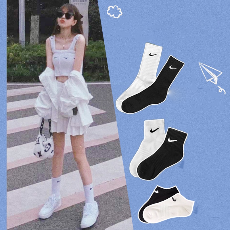 Đôi Vớ cotton Ngắn Màu Trắng Đen Thời Trang Cho Nam Nữ