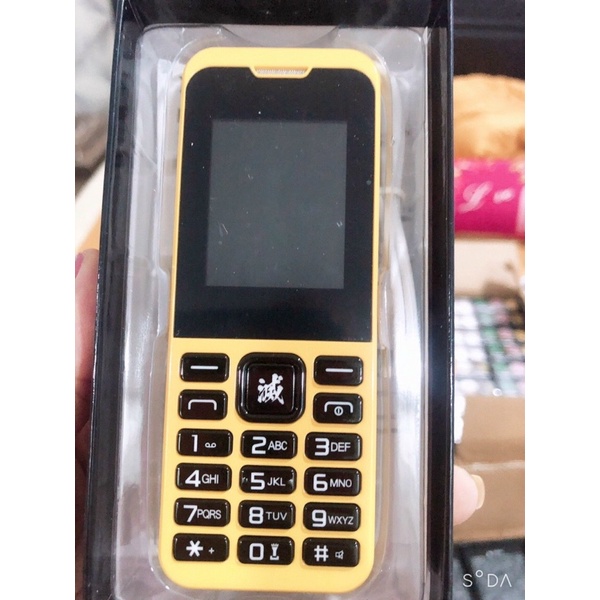 điện thoại cùi bắp hàng nội địa Nhật .hai sim hai sống .sử dụng pin bà Ngày . sử dụng bằng tiếng Nhậ