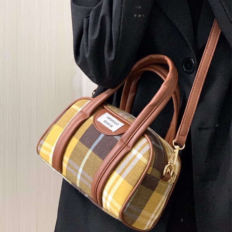 Túi Gối Họa Tiết Kẻ Sọc Thời Trang Cho Nữ