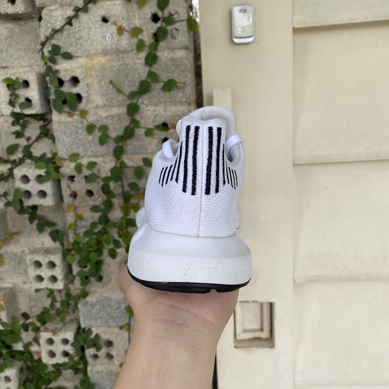 Adidas Run Swift Giá Rẻ