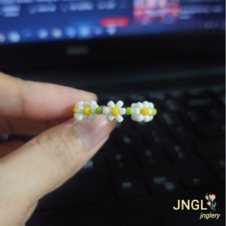 Nhẫn hoa cúc daisy hạt cườm 2mm rf11