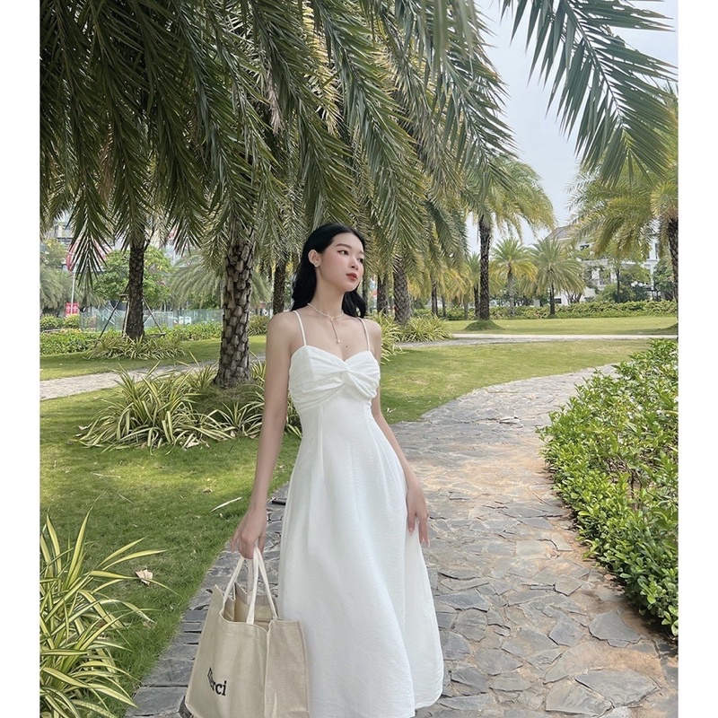 Đầm midi xoắn ngực dáng dài màu xanh bơ thiết kế TY CLOSET