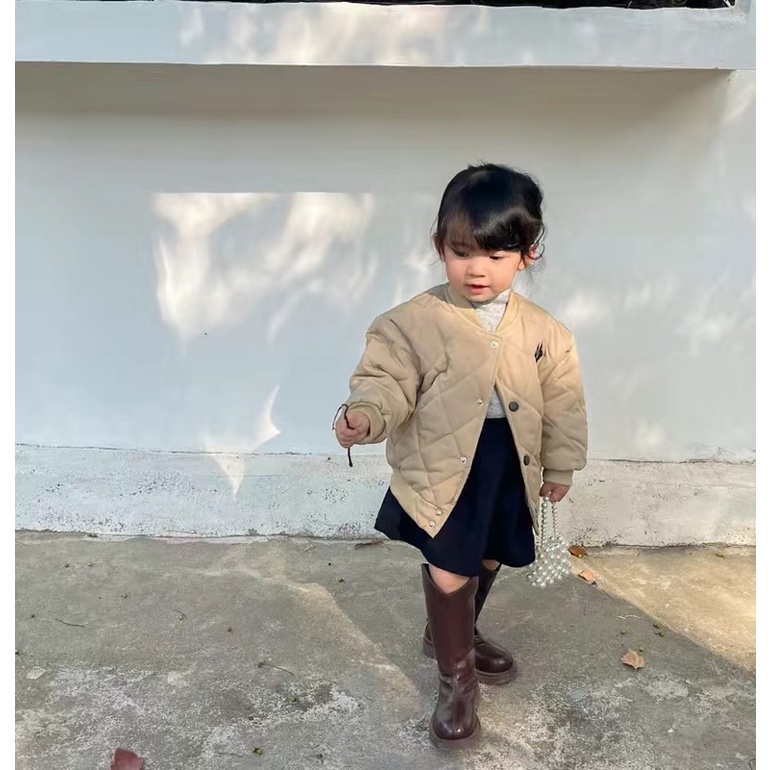 Áo khoác bomber cá tính cho bé trai và gái.