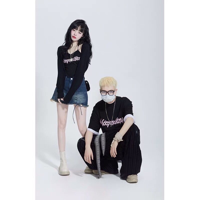 Đồ đôi nam và nữ sét áo yếm kết hợp áo thun nam 1 màu