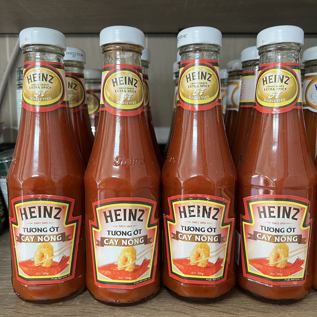 Tương ớt Heinz  vị cay nhẹ &amp; cay nồng - chai 300g
