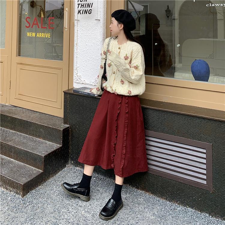 Váy Midi Vải Nhung Màu Đỏ Rượu Có Tai Gỗ Thời Trang Mới 2022