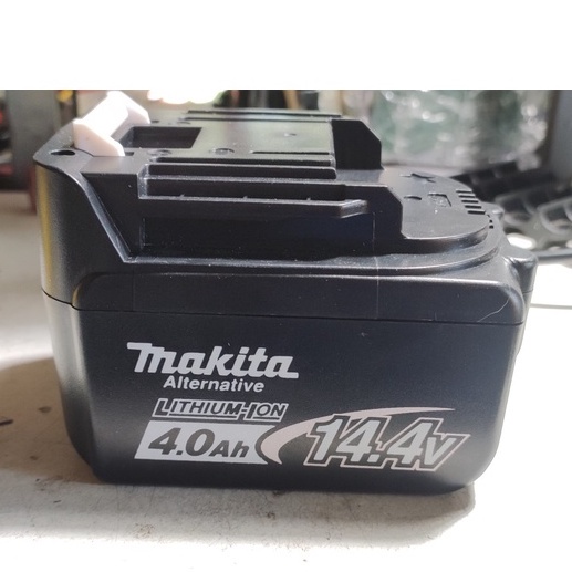 Vỏ Makita 4s 14.4v 8 cell sạc adapter thay thế vỏ zin, có led báo pin