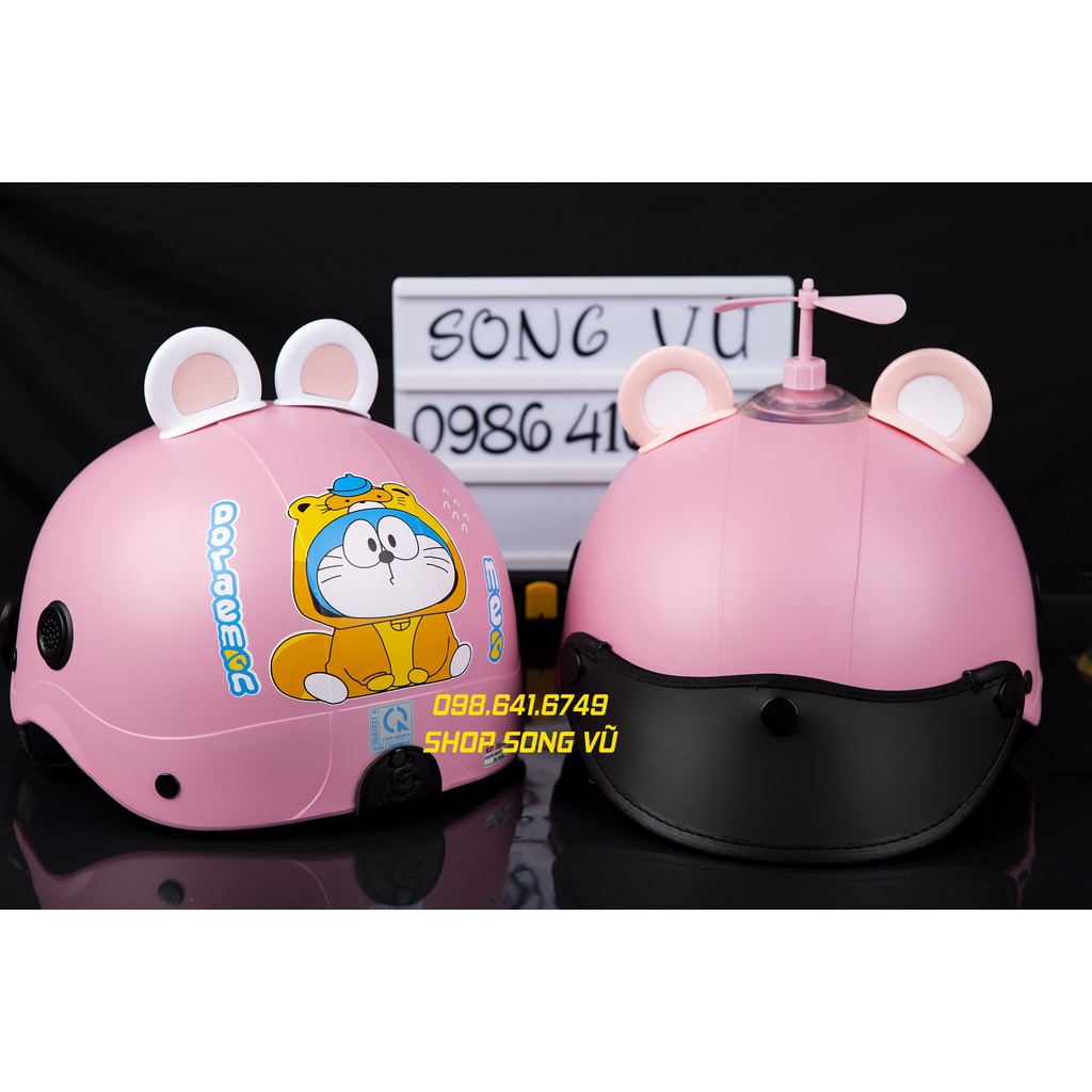 MŨ NÓN BẢO HIỂM NGƯỜI LỚN DORAEMON CHỮ - MÀU HỒNG